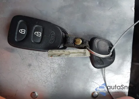 2013 Kia Sorento Lx V6 из США, поврежденный, VIN 5XYKTDA29DG315533